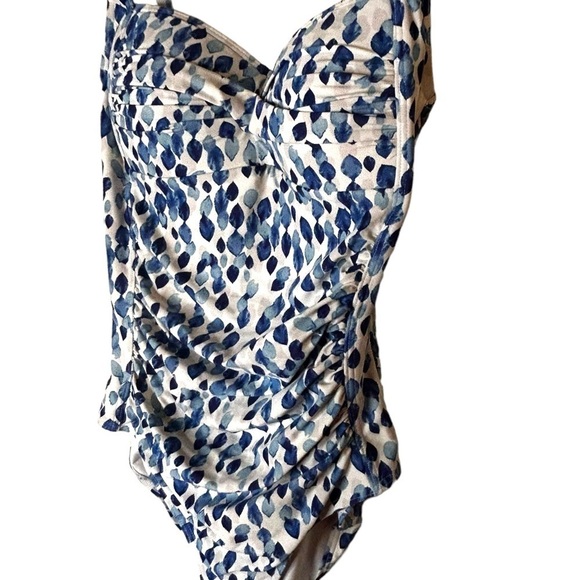 Nip Tuck Blue Petal Plunge Joanne Twist Front Tummy Control One Piece Swimsuit - Picture 7 of 15